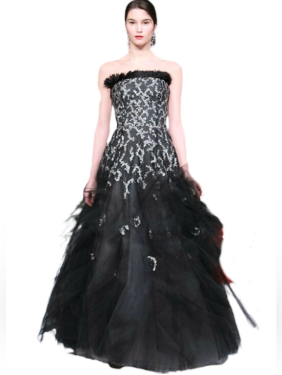 Oscar de la Renta Dresses & Skirts - $10,000 OSCAR LA RENTA BLACK OSTRIC FEATHER SEQUIN CRYSTAL BEADS RUNWAY GOWN L